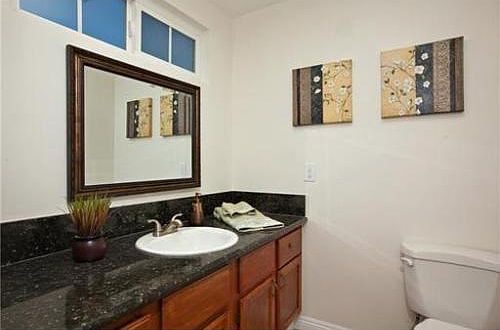 3rd image of 1120 Buena Vista Ave