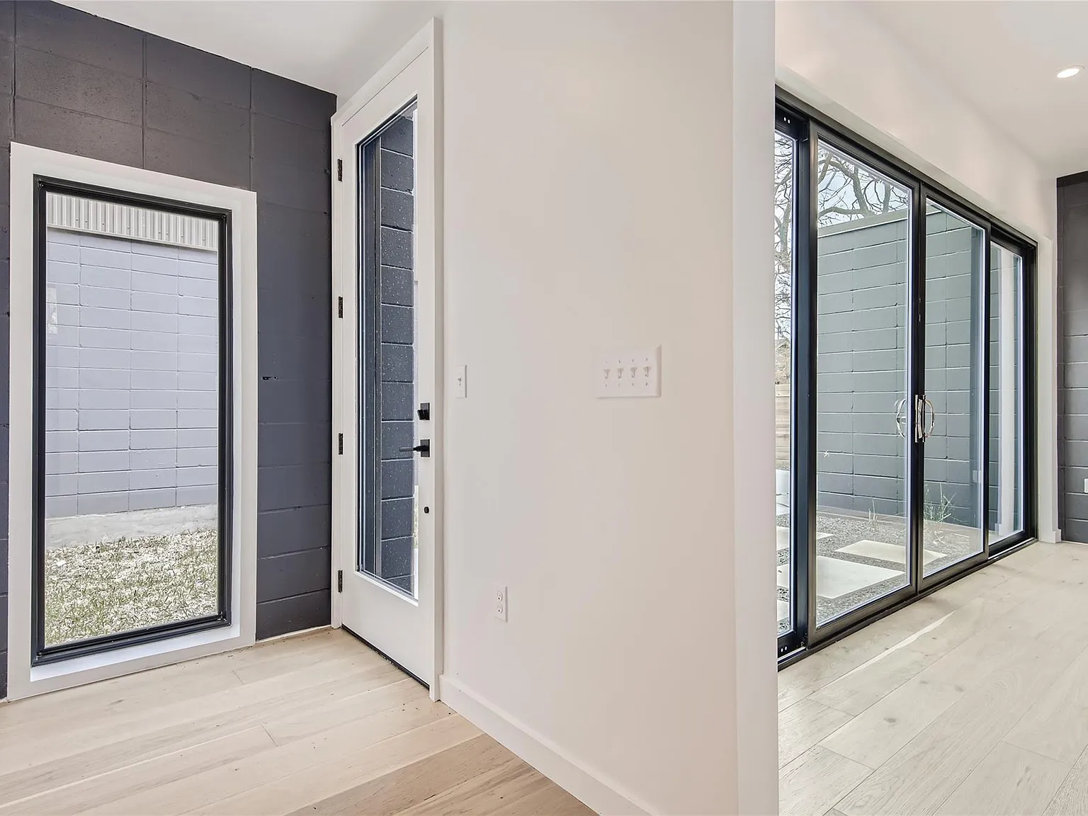 2 bed, 2.5 bath, 1194 sqft, $3,250 — Photo 4