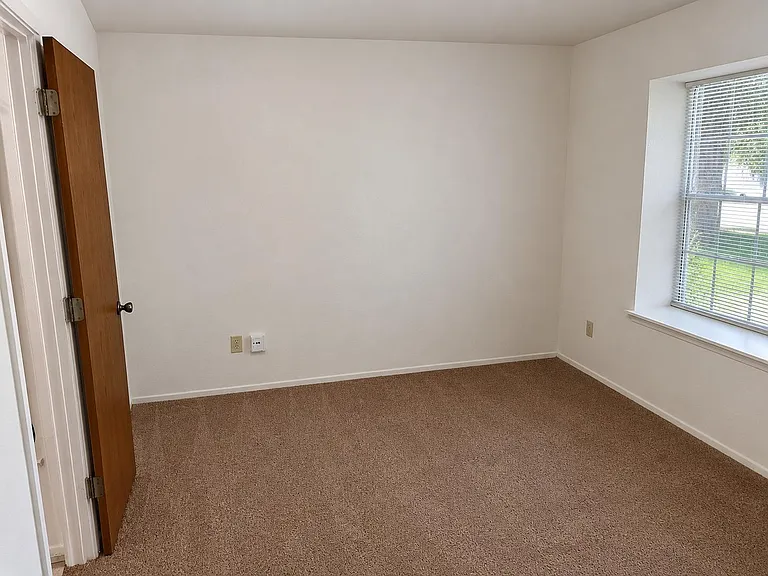 8205 W Gate Blvd #B — Photo 13