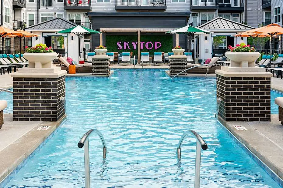 Skytop Apartments