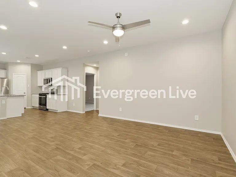 9922 Glen Brook Ln — Photo 5