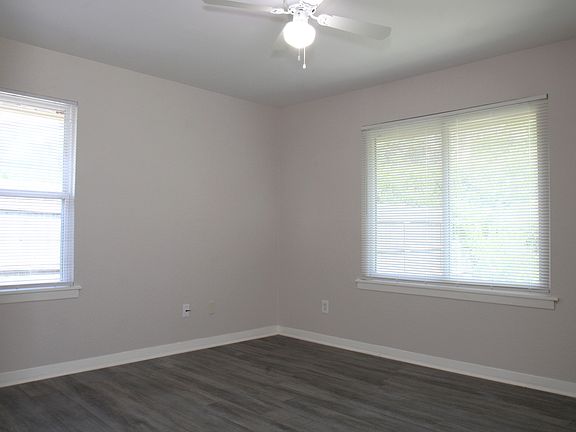 5th image of 114 Birch St