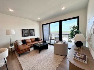 1328 Thomas Beck Rd #29, Des Moines, IA 50315