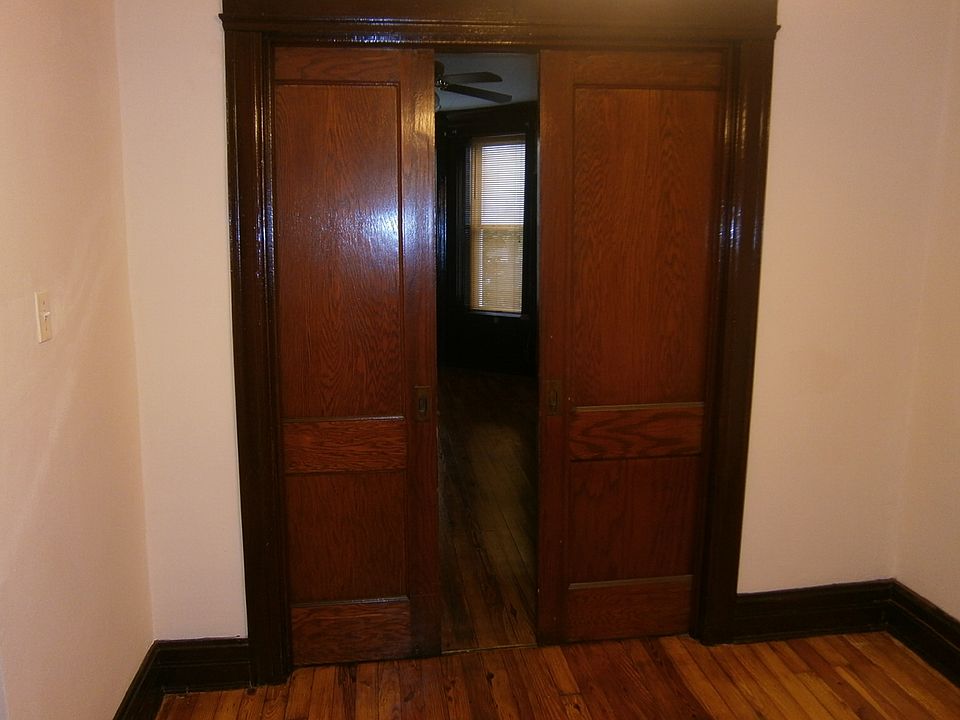 1st image of 258 E 25th St #2