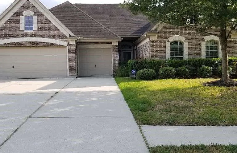 14902 Arvonshire Ct — Photo 1