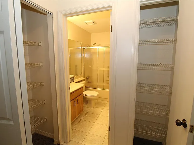 301 Bryce Ct — Photo 30