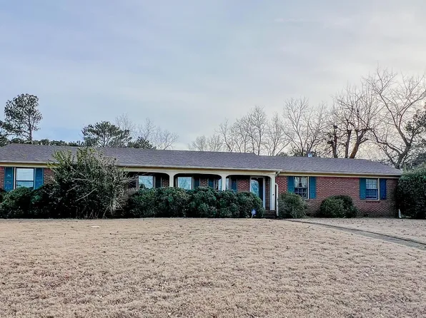 1701 Sandra St SW, Decatur, AL 35601