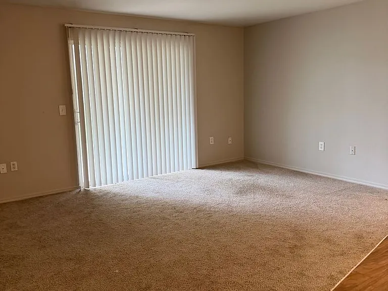 16932 SE Powell Blvd #52 — Photo 9