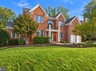 7110 Granberry Way, Springfield, VA 22151