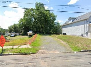 247 Custer Ave, Jersey City, NJ 07305