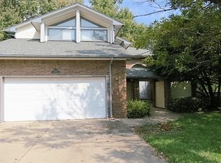 10222 W Westport Ct, Wichita, KS 67212