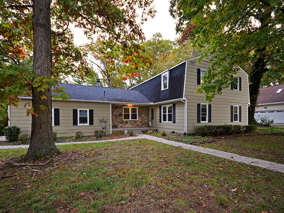 1st image of 11637 Gates Mill Dr