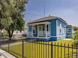 1033 N Custer St, Santa Ana, CA 92701