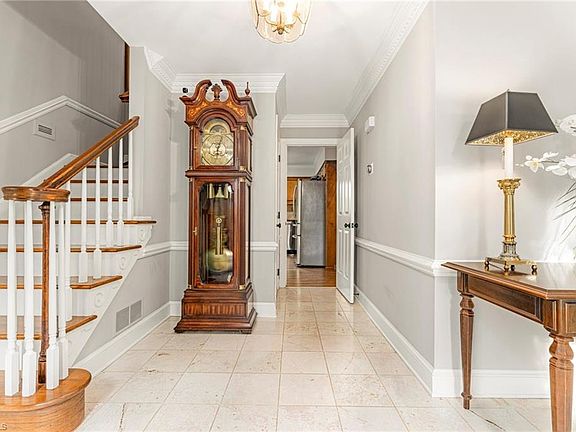 4th image of 5001 Edinborough Rd