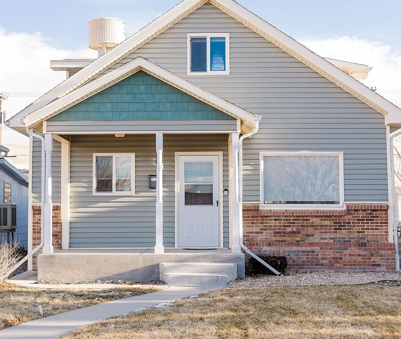 3 bed, 2004 sqft, $3,000 — Photo 1