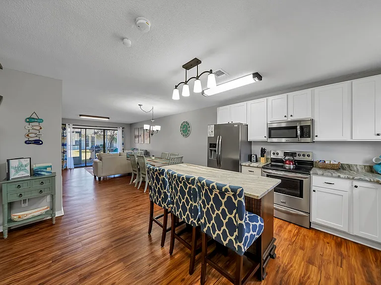 326 Ellis Rd #108 — Photo 3