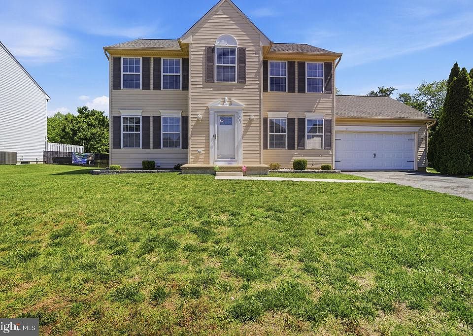 1st image of 107 Covington Pl