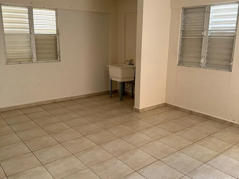 km 4.9 Camaseyes #Apt 1 — Photo 11