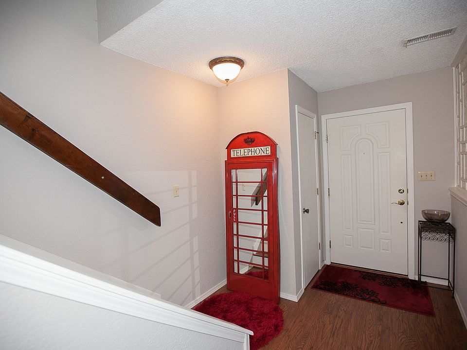 Large entry space