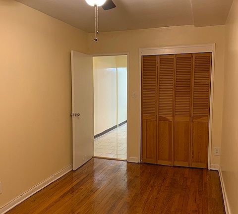 4th image of 243 E 88th St #1