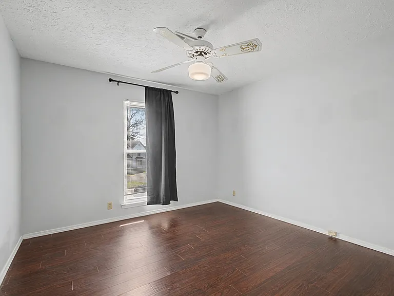 4316 Baton Rouge Dr — Photo 16