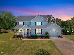 128 Christy Ln, Dunn, NC 28334