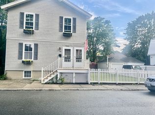 38 Atlantic St #A, Newport, RI 02840