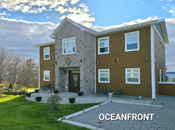 3387 Highway 1, Belliveaus Cove, NS B0W 1M0