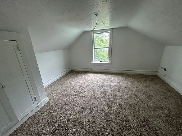 14 E 9800 S — Photo 7