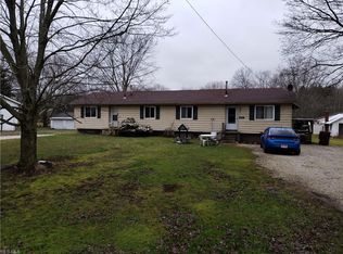 612 Griffith Rd, Akron, OH 44312