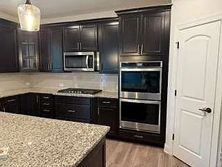 5 bed, 4.0 bath, $3,800 — Photo 4