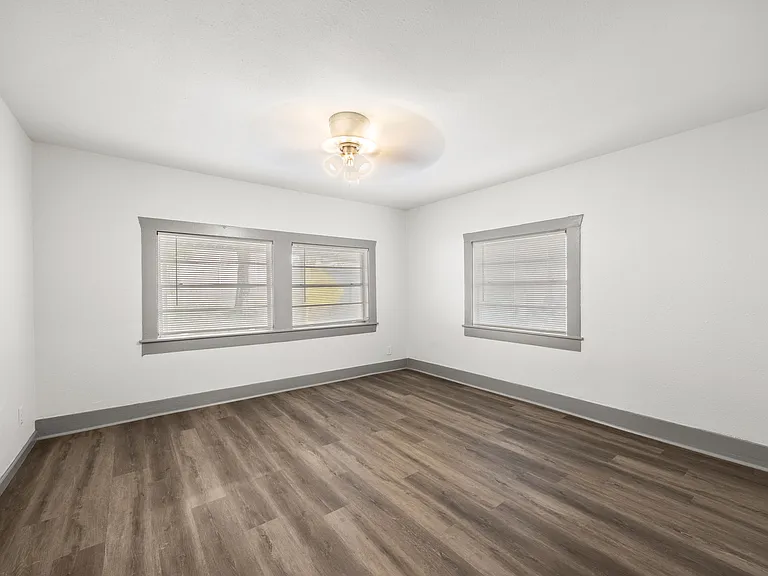 1850 Highland Ave — Photo 12