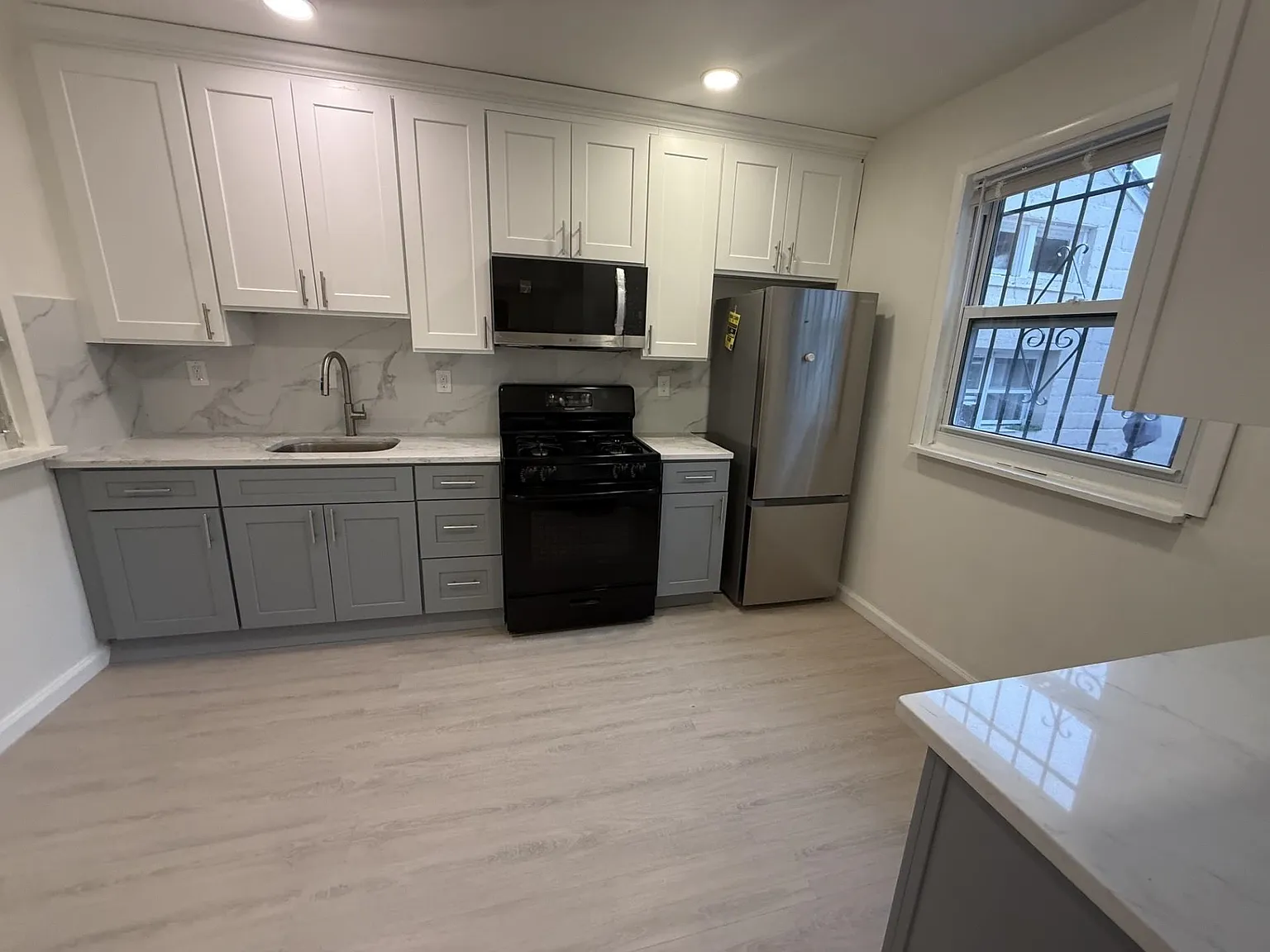 2 bed, 1.0 bath, $2,000 — Photo 3