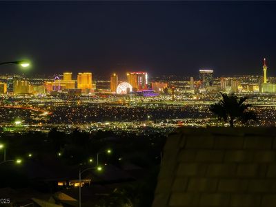 2142 Sandstone Cliffs Dr, Henderson, NV, 89044