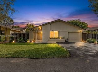 Crossings Patio Homes Sec, Miami, FL 33186