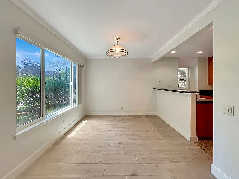 8503 Villa La Jolla Dr #J — Photo 6
