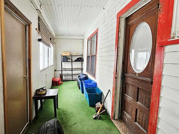 3rd image of 25 Beck STREET