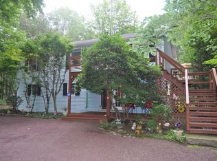 86 Cardinal Ln, Jim Thorpe, PA 18229