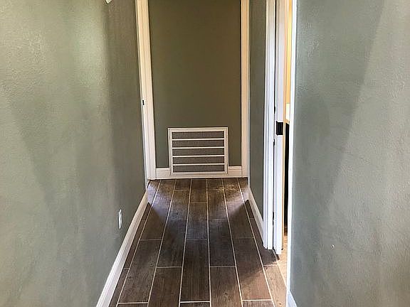 5th image of 929 Aspen Dr