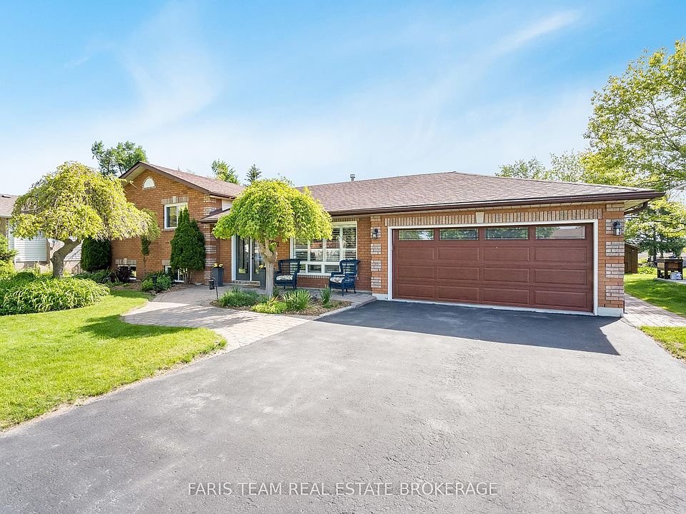1st image of 2032 Chantler St