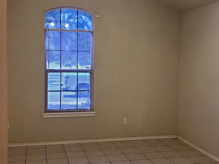 7701 Akron Ave — Photo 8