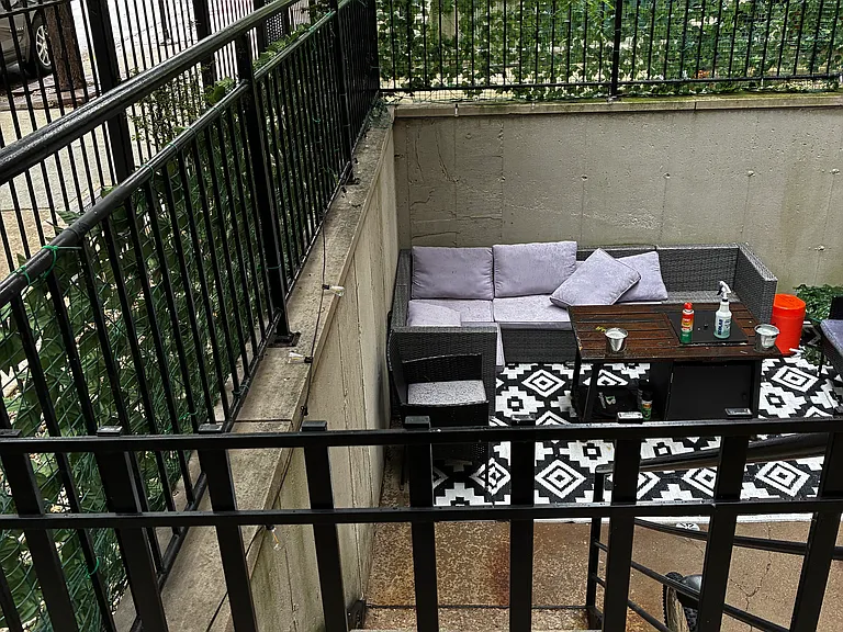 31 E 26th St #1 — Photo 20