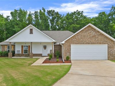 140 Poole Dr, Moundville, AL, 35474