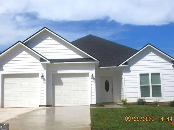 103 Emily Ln, Thomasville, GA 31792