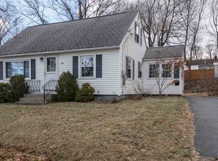 8 Goucher Ave, Worcester, MA 01605