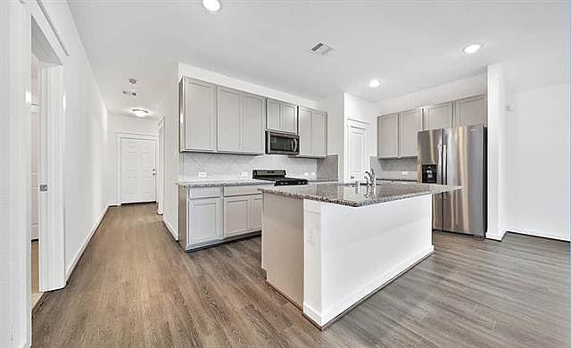 1st image of 9016 Zubia Ln