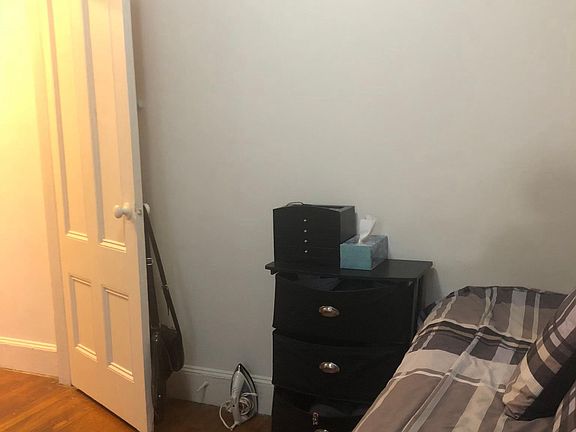 4th image of 226 Gano St APT 12