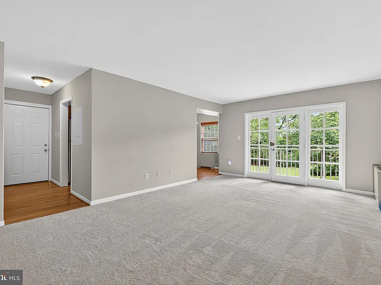 3334 Spring Ln #B30 — Photo 24