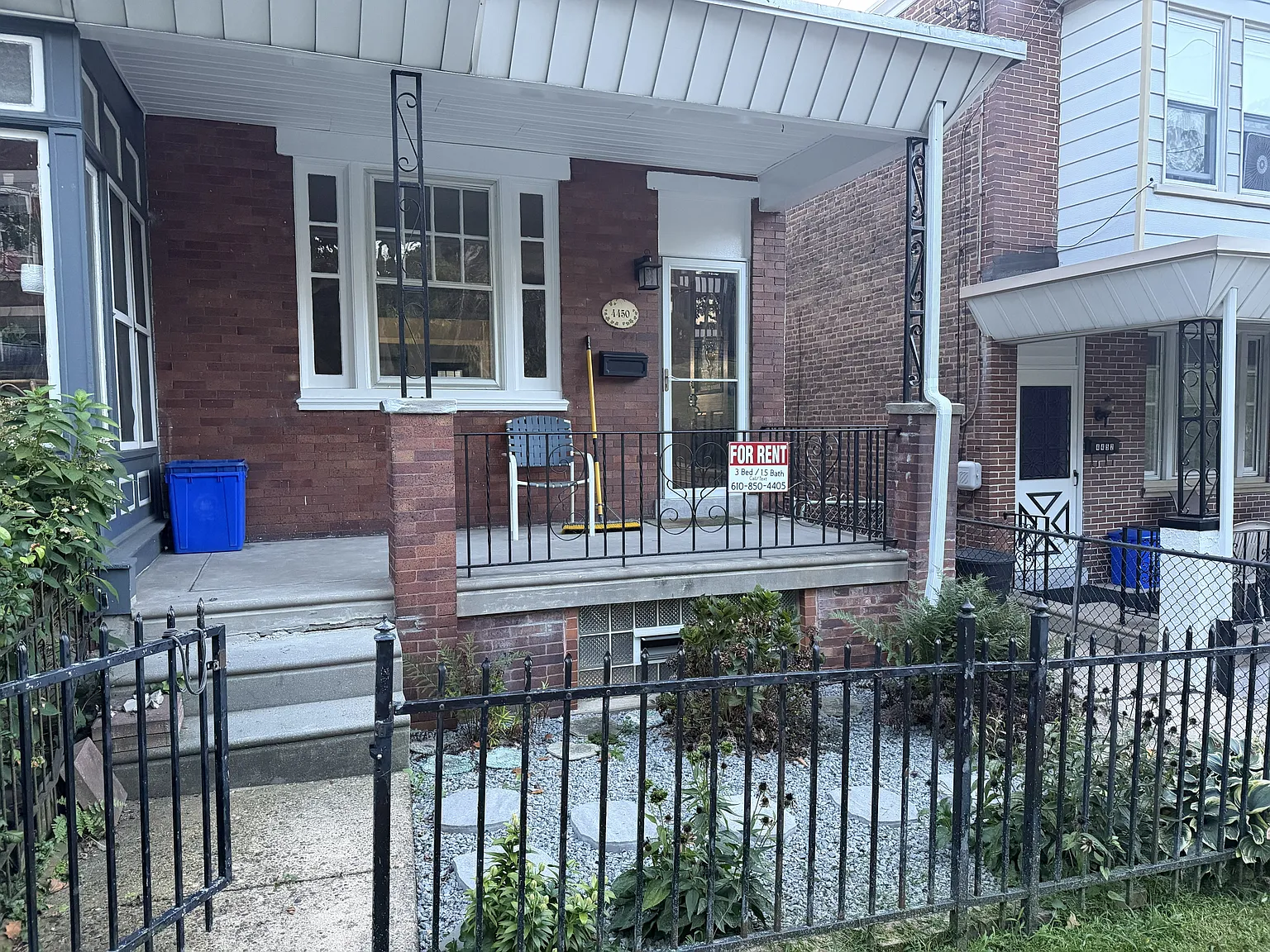 3 bed, 1.5 bath, 1320 sqft, $2,800 — Photo 3