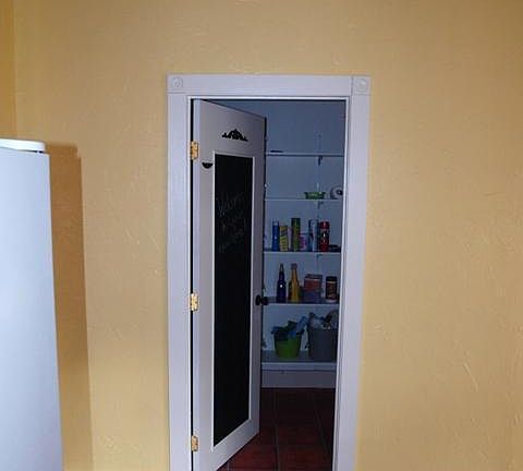 5th image of 4034 Elwood Ave